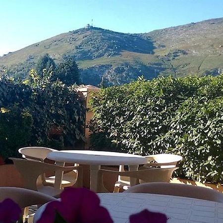 Hotel - Restaurant - Bar Saint Avit L Hotel Des Tchoumjeu لورد المظهر الخارجي الصورة